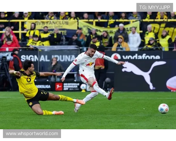 德甲足球队门的防守策略及体育竞技战术解析